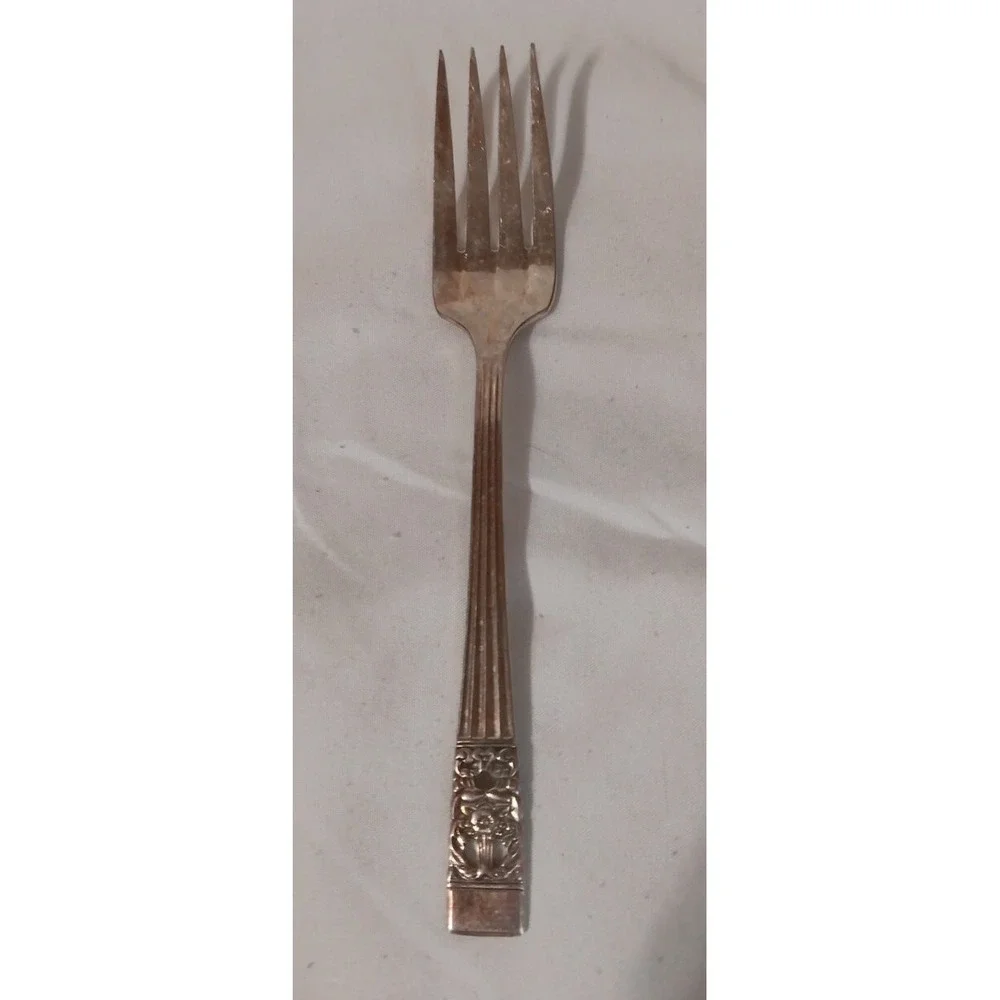 Vintage Oneida Community Salad Fork Silver Plate‎ Coronation Replacement READ